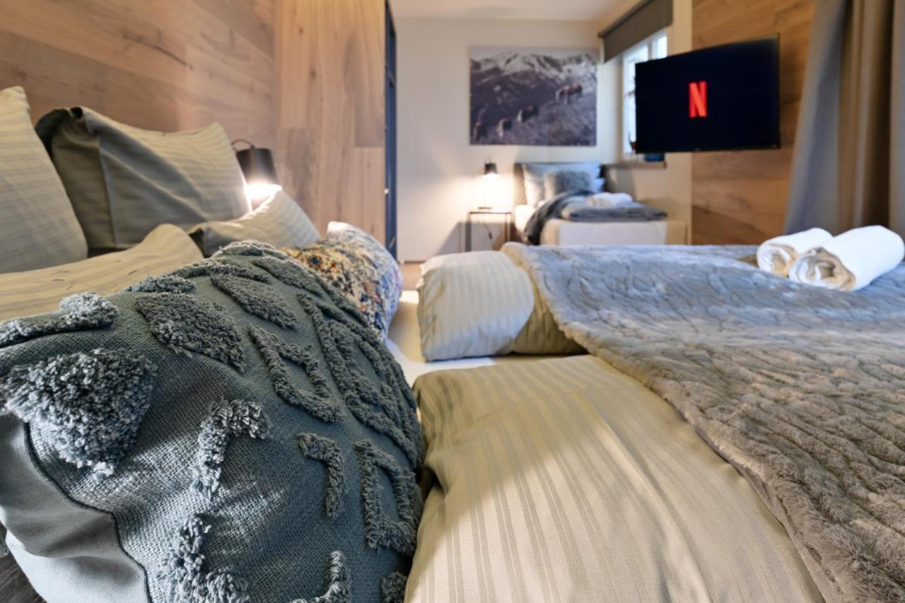 Boutique Chalets Alpi - Private Sauna & Cinema Garmisch-Partenkirchen Bagian luar foto