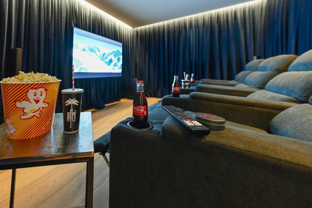 Boutique Chalets Alpi - Private Sauna & Cinema Garmisch-Partenkirchen Bagian luar foto