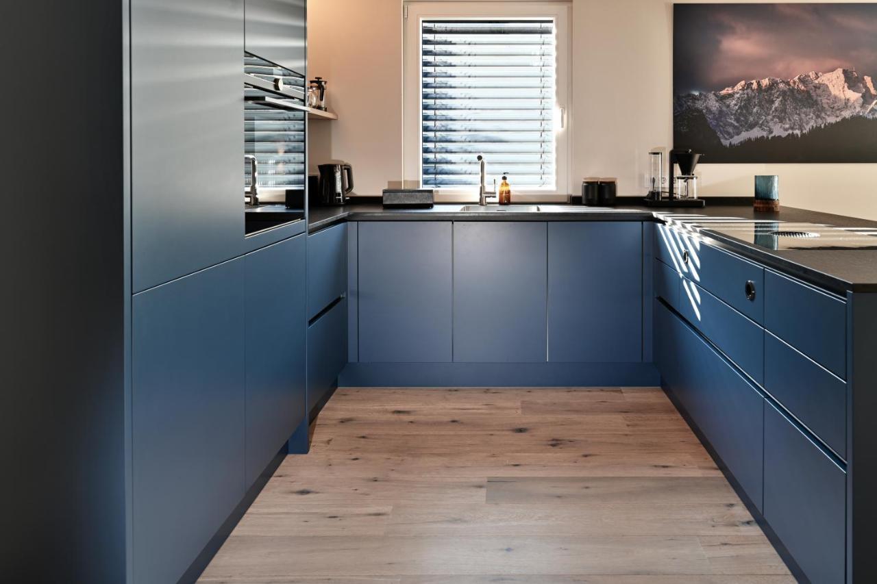 Boutique Chalets Alpi - Private Sauna & Cinema Garmisch-Partenkirchen Bagian luar foto