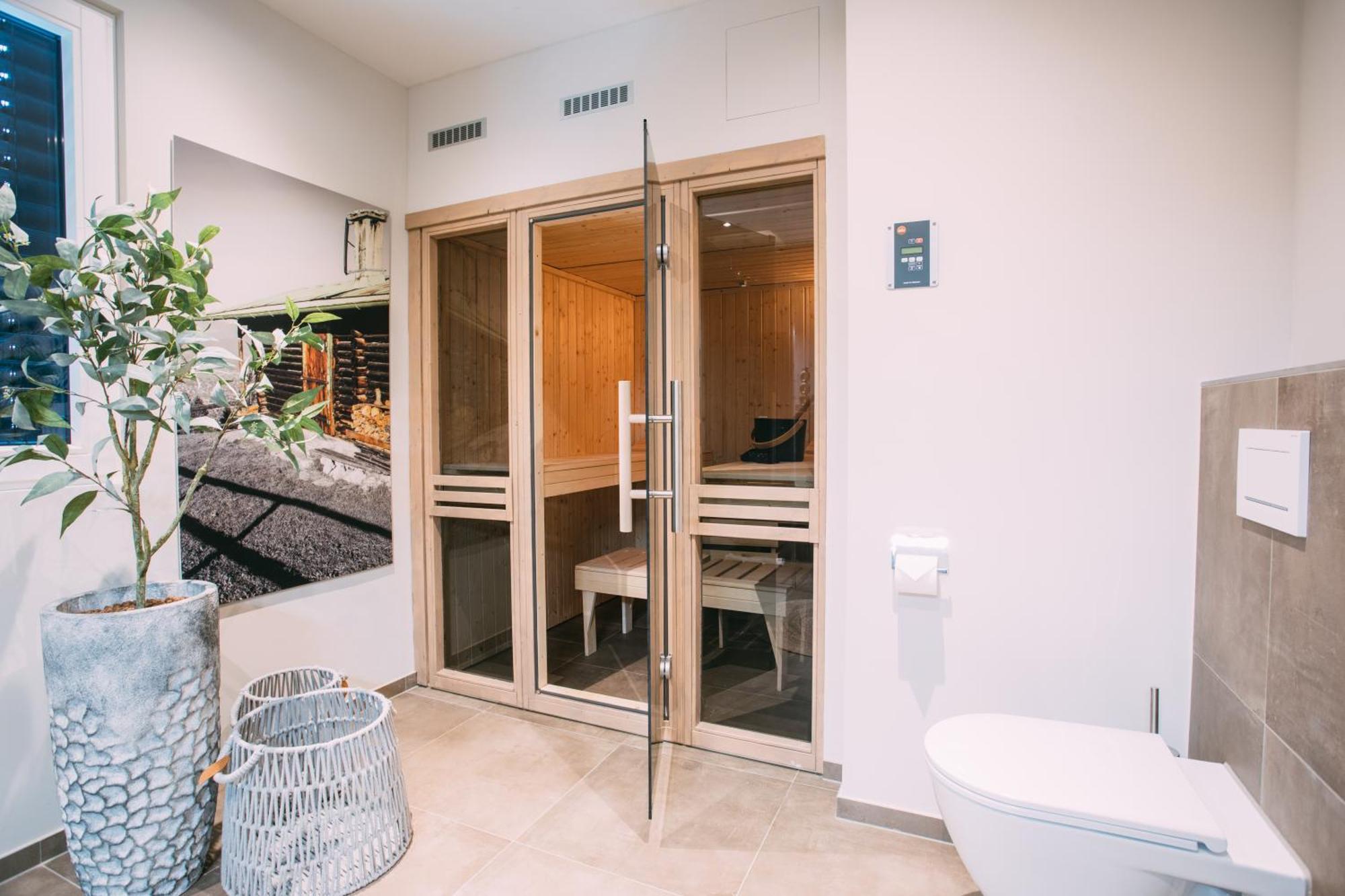 Boutique Chalets Alpi - Private Sauna & Cinema Garmisch-Partenkirchen Bagian luar foto