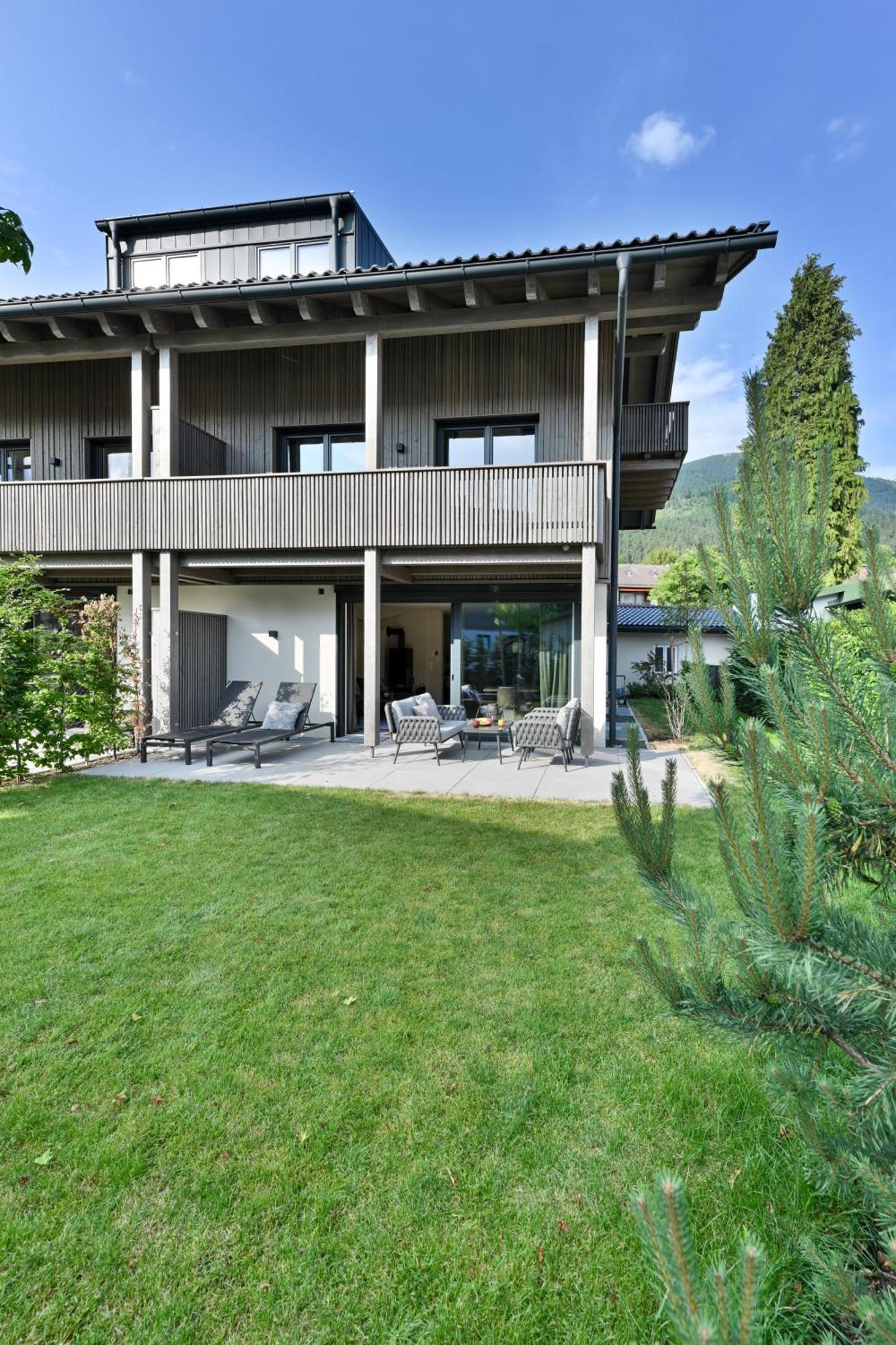 Boutique Chalets Alpi - Private Sauna & Cinema Garmisch-Partenkirchen Bagian luar foto